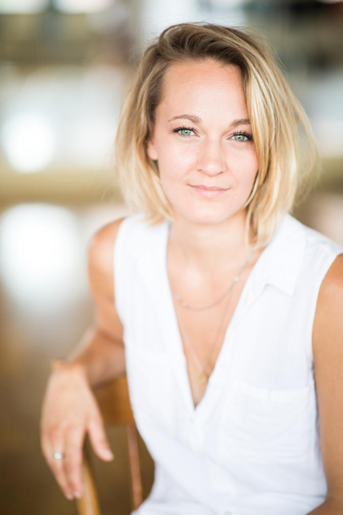 Jessica Lamy-Spécialiste en théâtre chez SavaZen